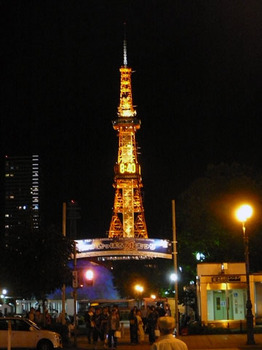 札幌テレビ塔（夜）.jpg