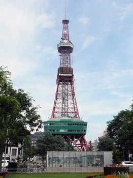札幌テレビ塔（昼）.jpg
